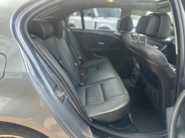 2009 BMW 5 SERIES - Photo 11