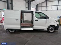 USED 2023 23 PEUGEOT EXPERT 1.5 BlueHDi 1000 Professional Premium + Standard MWB Euro 6  OVER 200 VANS ON ONE SITE