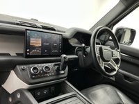 USED 2022 72 LAND ROVER DEFENDER 3.0 D300 MHEV X-Dynamic HSE Hard Top SUV 5dr Diesel Auto 4WD MWB Euro 6 (s/s) (300 ps) Finished In Santorini Black, This Defender Comes With Full Land Rover Service History, Rear Seat Conversion,  Blue Brake Callipers, 3D And Reverse Camera, 12 Months MOT, 3 Months Warranty, Finance And Extended Warranty Available.