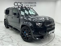 USED 2022 72 LAND ROVER DEFENDER 3.0 D300 MHEV X-Dynamic HSE Hard Top SUV 5dr Diesel Auto 4WD MWB Euro 6 (s/s) (300 ps) Finished In Santorini Black, This Defender Comes With Full Land Rover Service History, Rear Seat Conversion,  Blue Brake Callipers, 3D And Reverse Camera, 12 Months MOT, 3 Months Warranty, Finance And Extended Warranty Available.