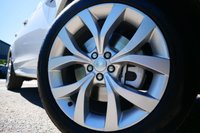 USED 2021 21 LAND ROVER DISCOVERY SPORT 2.0 D165 MHEV R-Dynamic S Plus SUV 5dr Diesel Auto 4WD Euro 6 (s/s) (163 ps) FUJI WHITE PAINTWORK + SURROUND CAMERA + APPLE CARPLAY