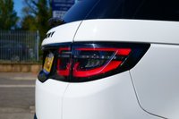 USED 2021 21 LAND ROVER DISCOVERY SPORT 2.0 D165 MHEV R-Dynamic S Plus SUV 5dr Diesel Auto 4WD Euro 6 (s/s) (163 ps) FUJI WHITE PAINTWORK + SURROUND CAMERA + APPLE CARPLAY