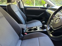 USED 2016 66 VOLKSWAGEN PASSAT 2.0 TDI BlueMotion Tech S Saloon 4dr Diesel Manual Euro 6 (s/s) (150 ps) Keyless Entry, Over &pound;2000 Extras