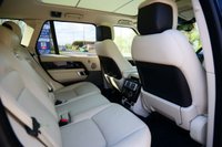 USED 2019 69 LAND ROVER RANGE ROVER 2.0 P400e 12.4kWh GPF Vogue SE SUV 5dr Petrol Plug-in Hybrid Auto 4WD Euro 6 (s/s) (404 ps) NARVIK BLACK METALLIC PAINTWORK + SUNROOF + FRIDGE + OYSTER LEATHER