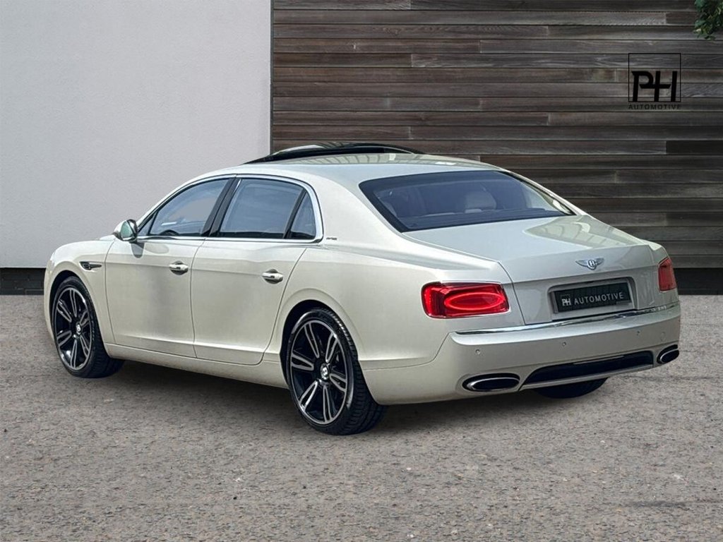 USED 2015 M BENTLEY FLYING SPUR 6.0 W12 Saloon 4dr Petrol Auto 4WD Euro 5 (625 ps) VENEERED REAR TABLES|HOMELINK