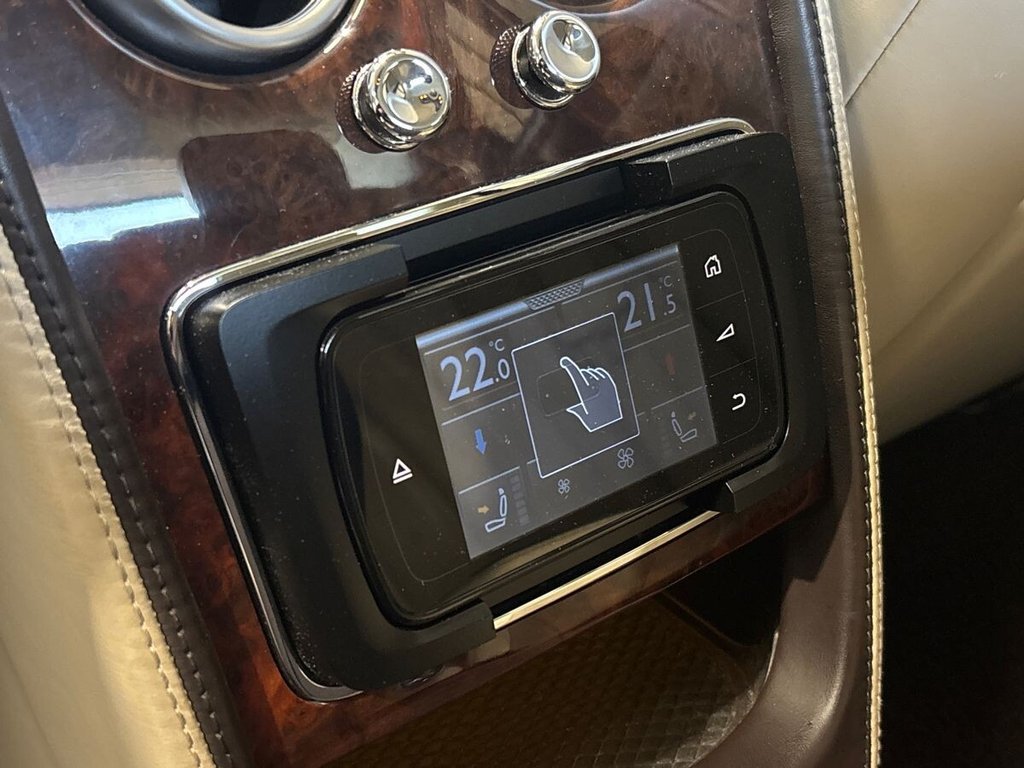 USED 2015 M BENTLEY FLYING SPUR 6.0 W12 Saloon 4dr Petrol Auto 4WD Euro 5 (625 ps) VENEERED REAR TABLES|HOMELINK