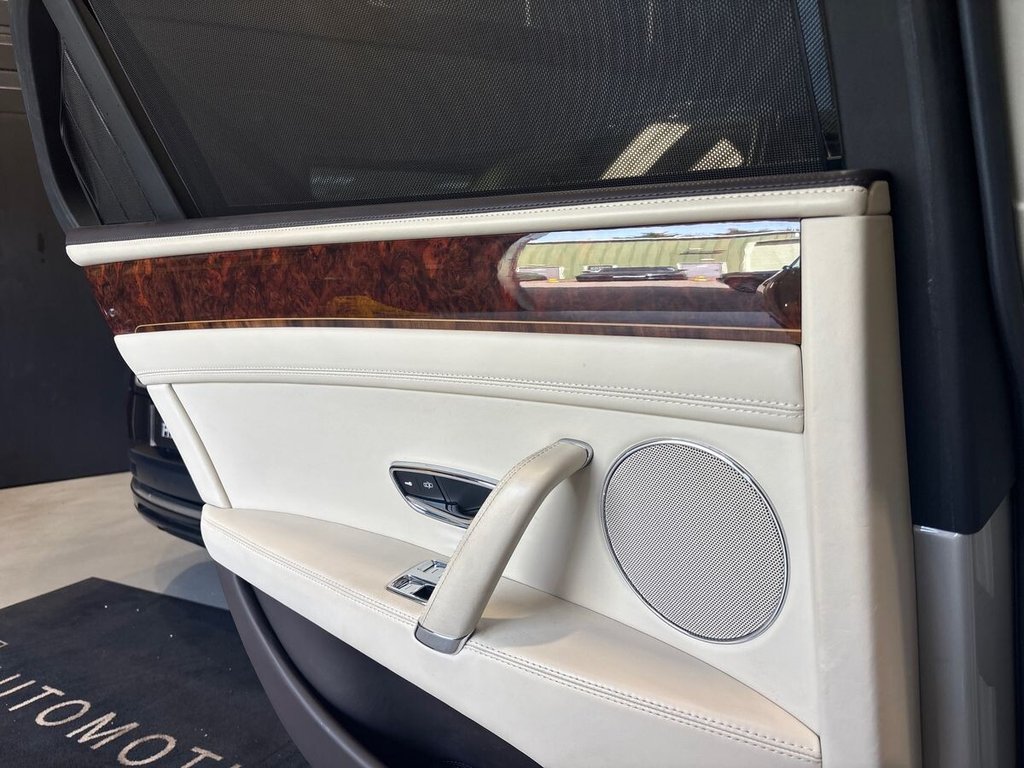 USED 2015 M BENTLEY FLYING SPUR 6.0 W12 Saloon 4dr Petrol Auto 4WD Euro 5 (625 ps) VENEERED REAR TABLES|HOMELINK