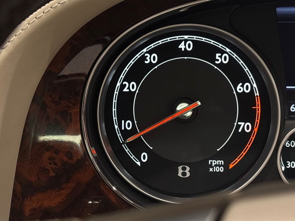 USED 2015 M BENTLEY FLYING SPUR 6.0 W12 Saloon 4dr Petrol Auto 4WD Euro 5 (625 ps) VENEERED REAR TABLES|HOMELINK