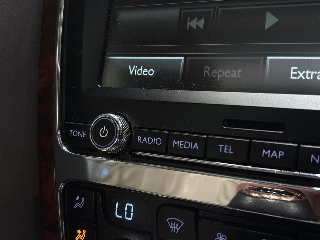 USED 2015 M BENTLEY FLYING SPUR 6.0 W12 Saloon 4dr Petrol Auto 4WD Euro 5 (625 ps) VENEERED REAR TABLES|HOMELINK