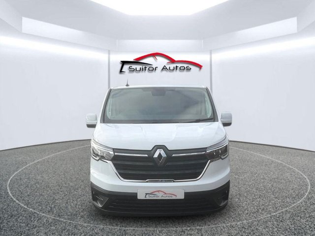 2023 RENAULT TRAFIC - Photo 2