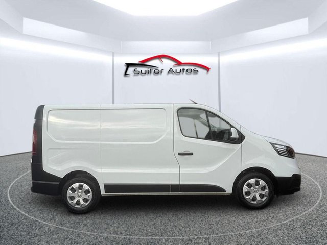 2023 RENAULT TRAFIC - Photo 8
