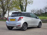 USED 2013 62 TOYOTA YARIS 1.33 Dual VVT-i Trend Hatchback 3dr Petrol Manual Euro 5 (101 ps) FSH|LOWOWNERS|6MWARRANTY|ULEZ