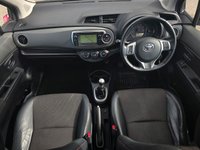 USED 2013 62 TOYOTA YARIS 1.33 Dual VVT-i Trend Hatchback 3dr Petrol Manual Euro 5 (101 ps) FSH|LOWOWNERS|6MWARRANTY|ULEZ