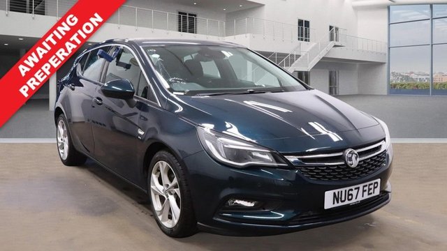 2017 VAUXHALL ASTRA - Photo 2