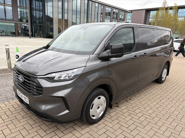 View our Ford Transit Custom 300 TREND 2.0EcoBlue EU6 S/S L2 H1 110ps *NEW SHAPE*AIRCON*CAMERTA*KEYLESS ENTRY AND START*SENSORS*E/PACK|*