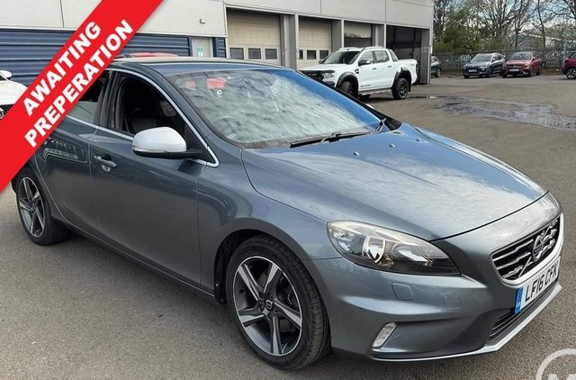 2016 VOLVO V40 - Photo 2