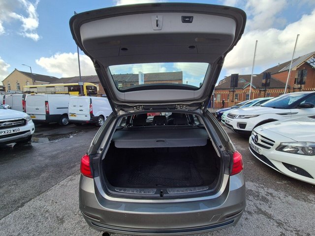 2017 BMW 3 SERIES - Photo 9