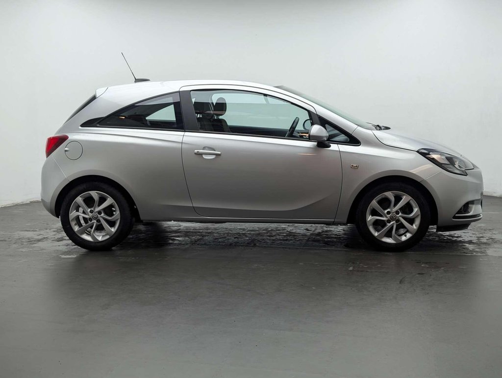 Used 2018 18 VAUXHALL CORSA 1.4 Corsa SRi Nav 3dr CLICK & COLLECT/ HOME DELIVERY