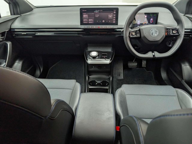 USED 2023 23 MG 4 MG4 Trophy 5dr CLICK & COLLECT/ HOME DELIVERY