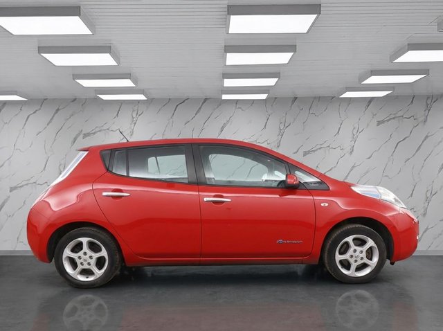 2017 NISSAN LEAF - Photo 6