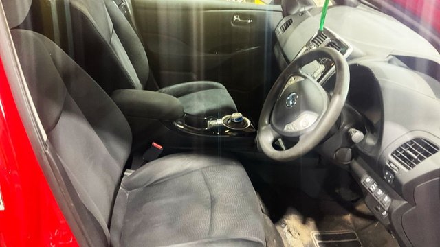 2017 NISSAN LEAF - Photo 9