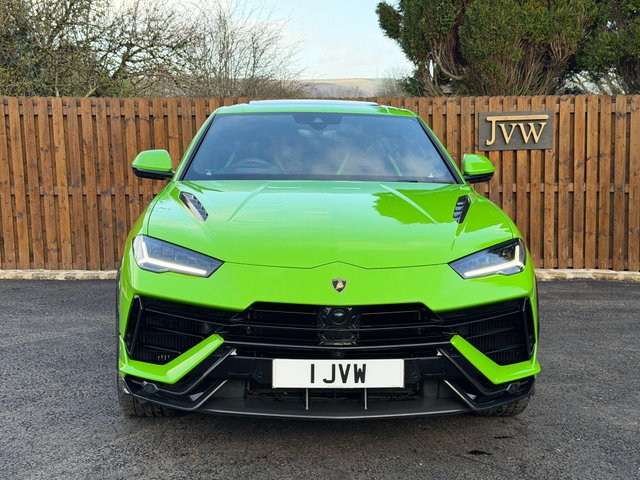 View our LAMBORGHINI URUS