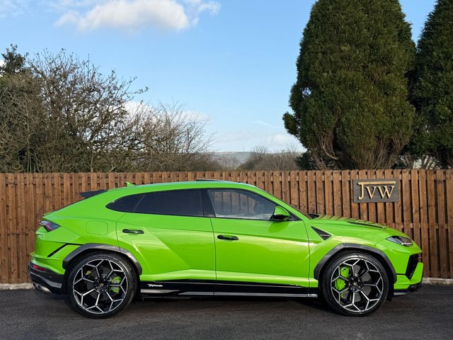View our LAMBORGHINI URUS