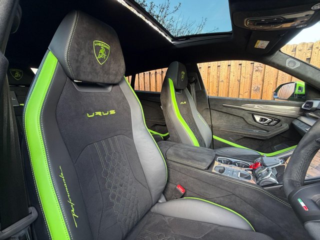 View our LAMBORGHINI URUS