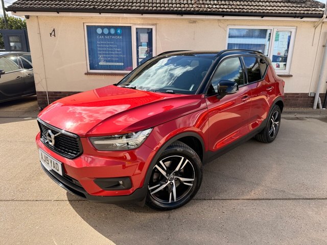 2019 VOLVO XC40 - Photo 2