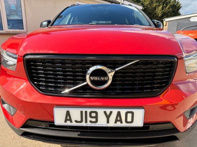 2019 VOLVO XC40 - Photo 10