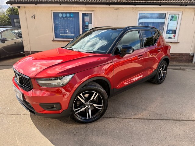 2019 VOLVO XC40 - Photo 12