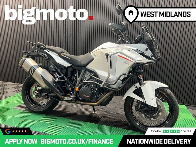 View our KTM 1290 SUPER ADVENTURE S