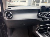 USED 2019 68 MERCEDES-BENZ X-CLASS 2.3 CDI Power Pickup Double Cab 4dr Diesel Auto 4MATIC Euro 6 (190 ps) This 2019 Mercedes Benz X Class Power pickup presents a compelling proposition with its remarkably low mileage for its age. This four wheel drive, 2.3 litre diesel automatic boasts a Euro 6 emission class and a substantial towing weight of 3500 kg, making it a capable and compliant choice. With a clear vehicle history check, this X Class offers peace of mind alongside its robust performance. The Mercedes Benz X Class Power pickup is designed for those who need versatility and strength.