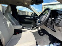USED 2018 18 VOLVO XC40 1.5 XC40 Momentum T3 5dr Full Service History Sat Nav