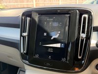 USED 2018 18 VOLVO XC40 1.5 XC40 Momentum T3 5dr Full Service History Sat Nav