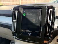 USED 2018 18 VOLVO XC40 1.5 XC40 Momentum T3 5dr Full Service History Sat Nav