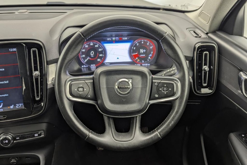 USED 2018 18 VOLVO XC40 1.5 T3 Momentum SUV 5dr Petrol Manual Euro 6 (s/s) (156 ps) Sat Nav, Climate, Sensors