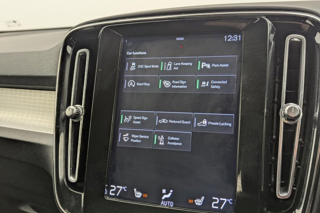 USED 2018 18 VOLVO XC40 1.5 T3 Momentum SUV 5dr Petrol Manual Euro 6 (s/s) (156 ps) Sat Nav, Climate, Sensors