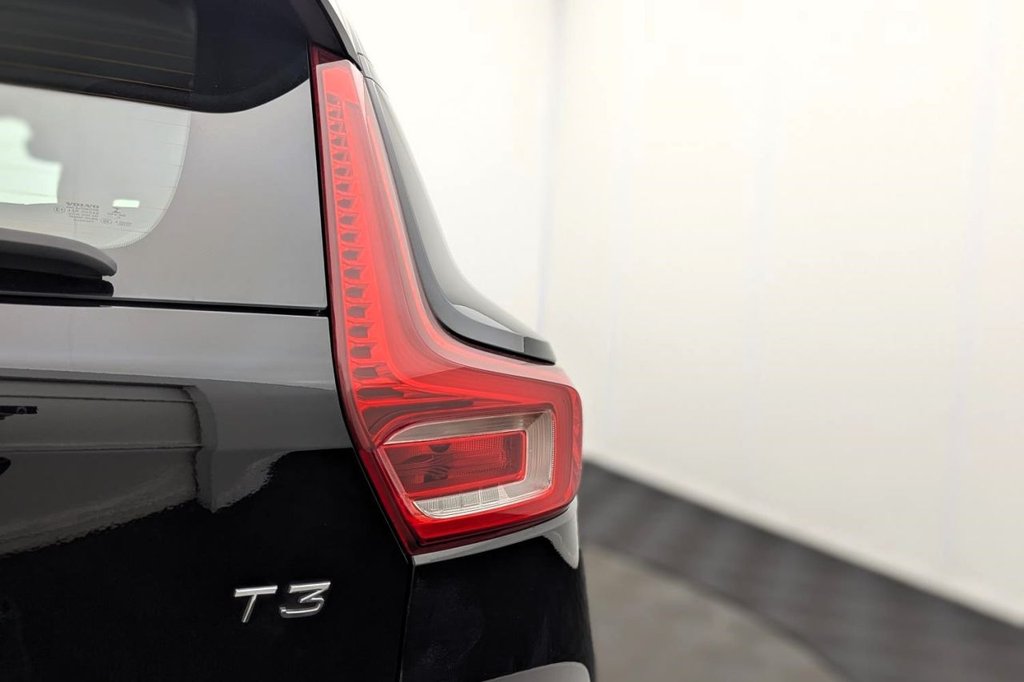 USED 2018 18 VOLVO XC40 1.5 T3 Momentum SUV 5dr Petrol Manual Euro 6 (s/s) (156 ps) Sat Nav, Climate, Sensors