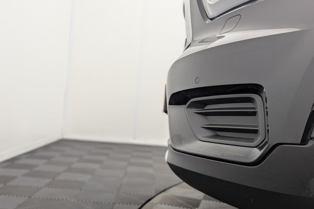 USED 2018 18 VOLVO XC40 1.5 T3 Momentum SUV 5dr Petrol Manual Euro 6 (s/s) (156 ps) Sat Nav, Climate, Sensors