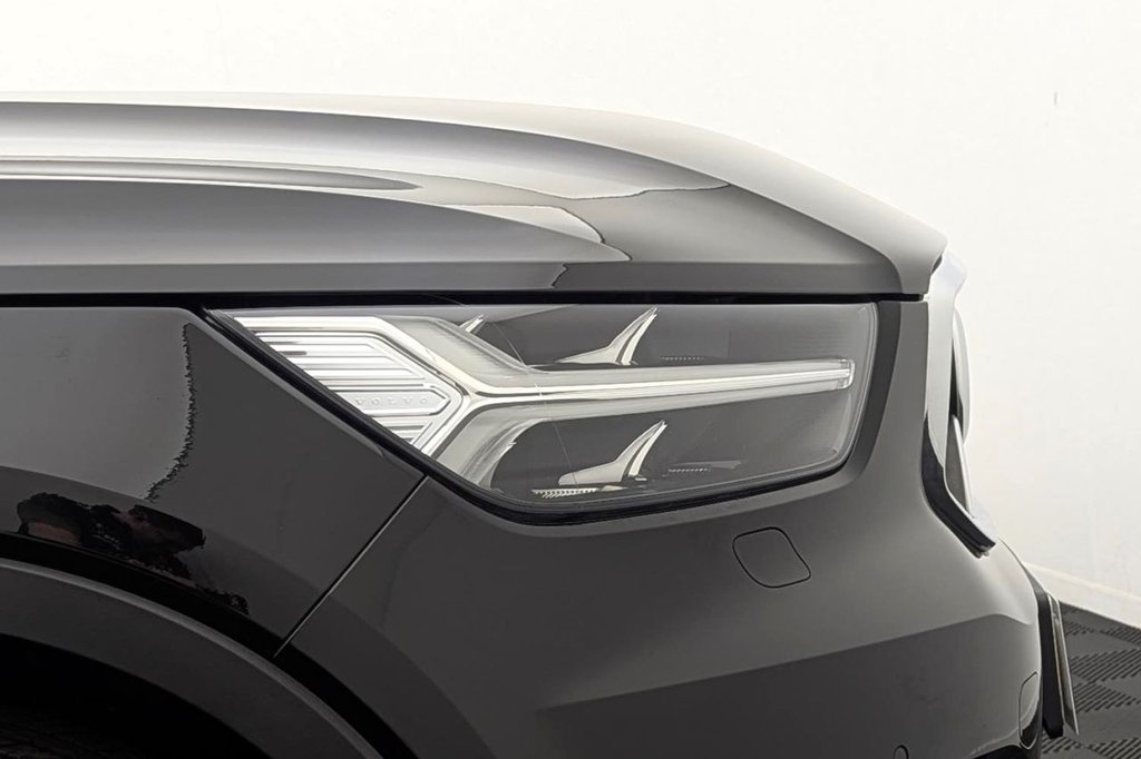 USED 2018 18 VOLVO XC40 1.5 T3 Momentum SUV 5dr Petrol Manual Euro 6 (s/s) (156 ps) Sat Nav, Climate, Sensors