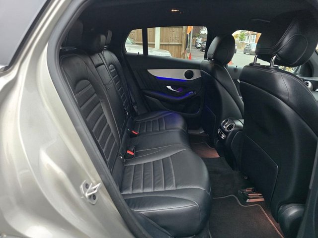 2023 Mercedes-Benz GLC - Photo 6