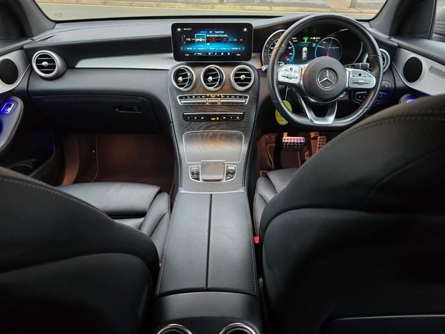 2023 Mercedes-Benz GLC - Photo 10