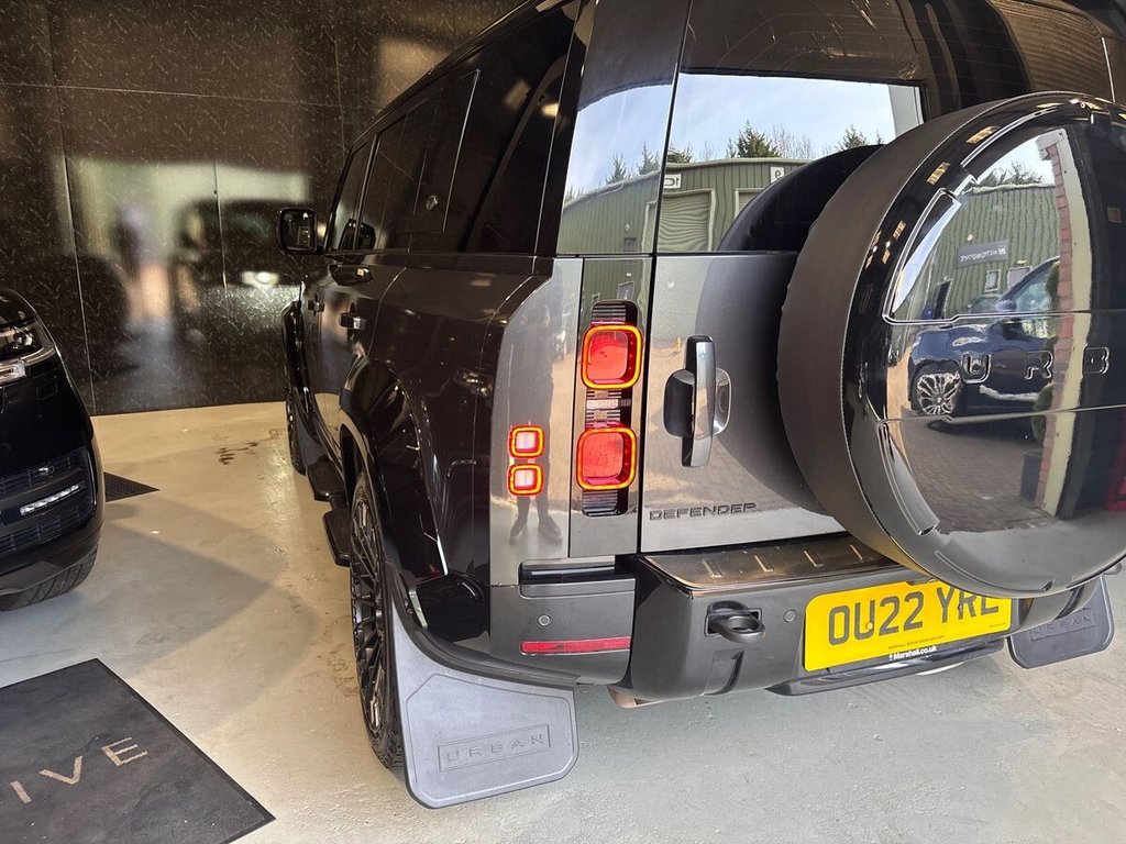 USED 2022 22 LAND ROVER DEFENDER 3.0 D250 MHEV X-Dynamic HSE SUV 5dr Diesel Auto 4WD Euro 6 (s/s) (250 ps) DEPLOYABLE TOW BAR|LIGHT BAR