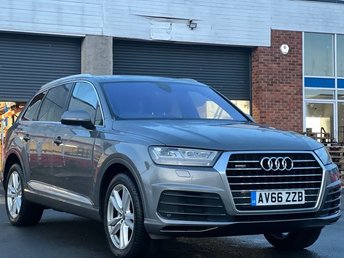 View our Audi Q7