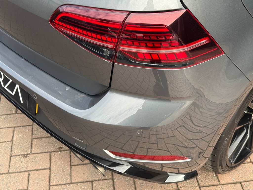 USED 2019 69 VOLKSWAGEN GOLF 2.0 TSI R Hatchback 5dr Petrol DSG 4Motion Euro 6 (s/s) (300 ps) 
