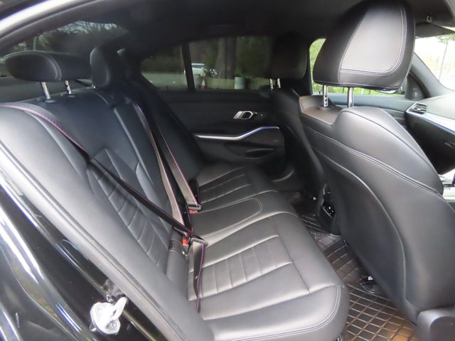 2020 BMW 3 SERIES - Photo 10