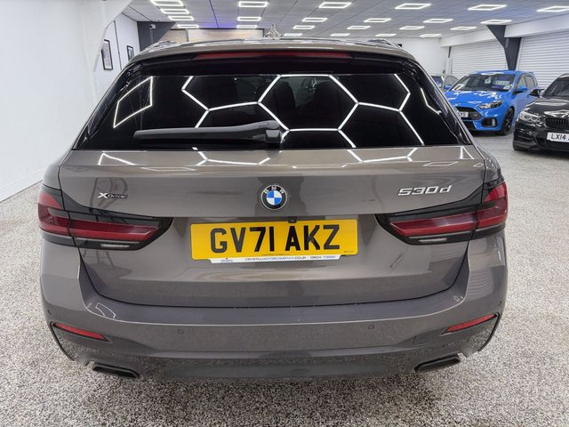 View our BMW 5 SERIES