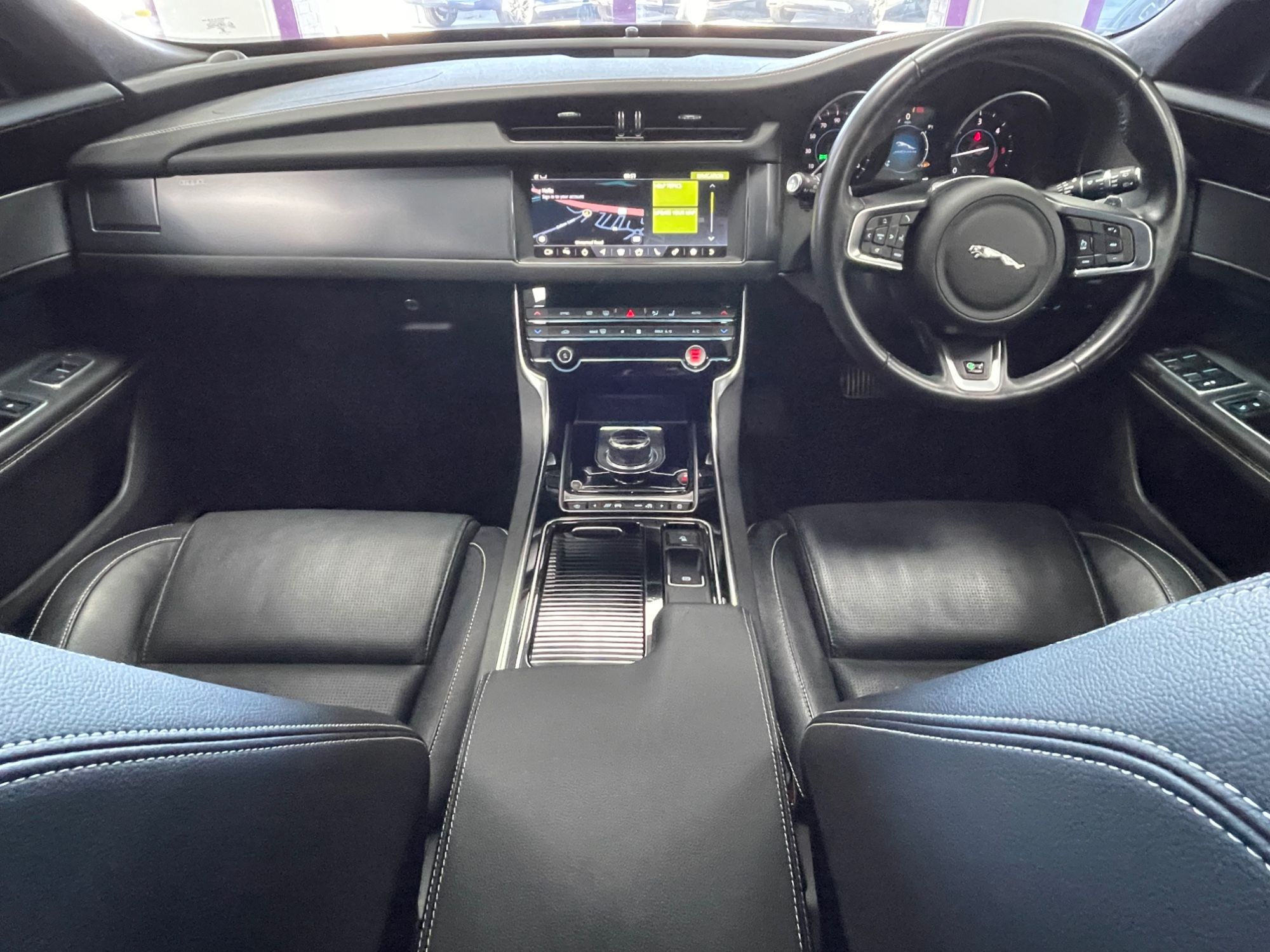 USED 2020 70 JAGUAR XF 2.0d R-Sport Sportbrake 5dr Diesel Auto Euro 6 (s/s) (180 ps) 