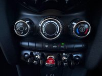 USED 2017 67 MINI HATCH 1.5 One Hatchback 3dr Petrol Manual Euro 6 (s/s) (102 ps) 1 Owner, Superb history, 7 services, Rear Sensors, DAB, Bluetooth, Air Con